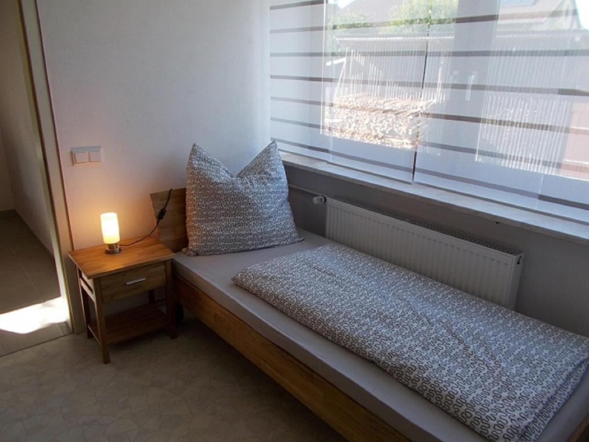 Ferienwohnung Familie Bauer Келхайм Екстериор снимка